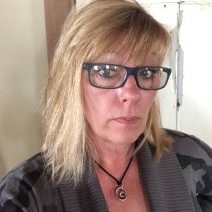 Meet your Posher, Carolyn